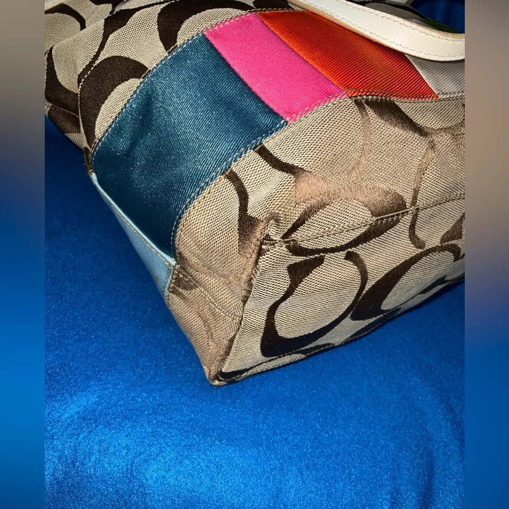Coach Legacy multi stripe tote bag EUC.